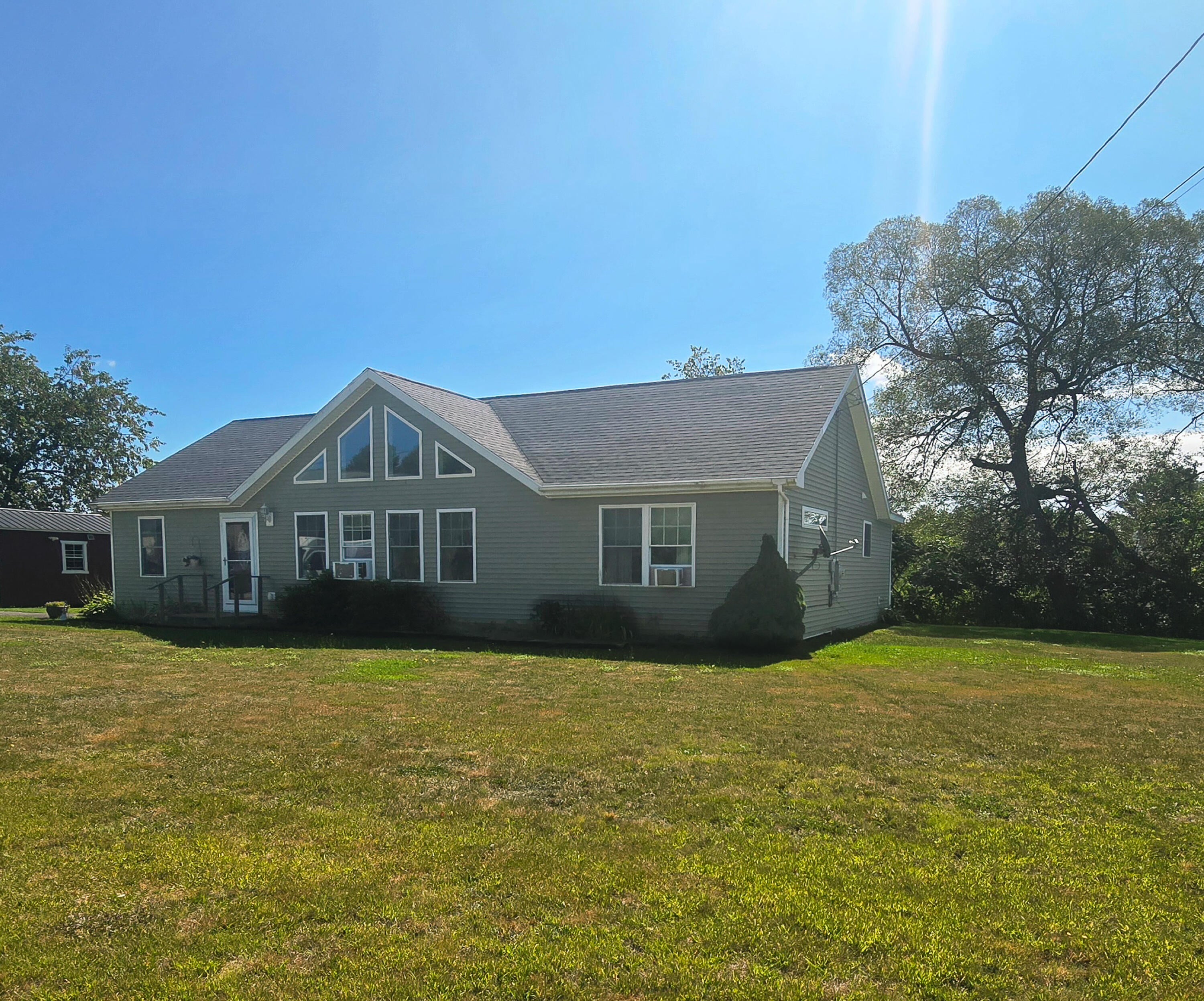 556 Stream Road — photo