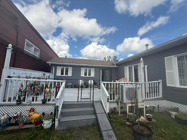 276 Main Street — photo