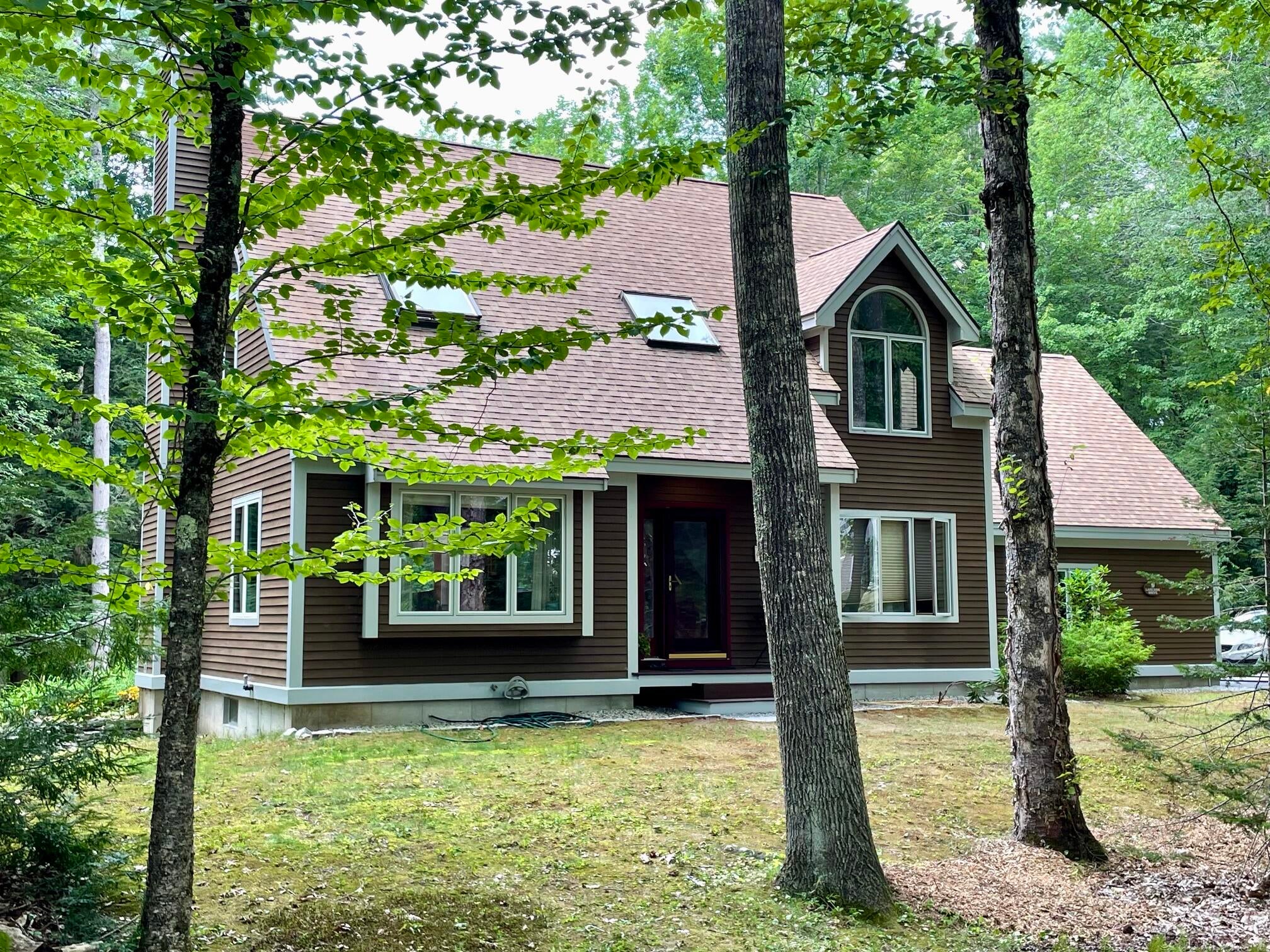 9 Lakeside Drive — photo