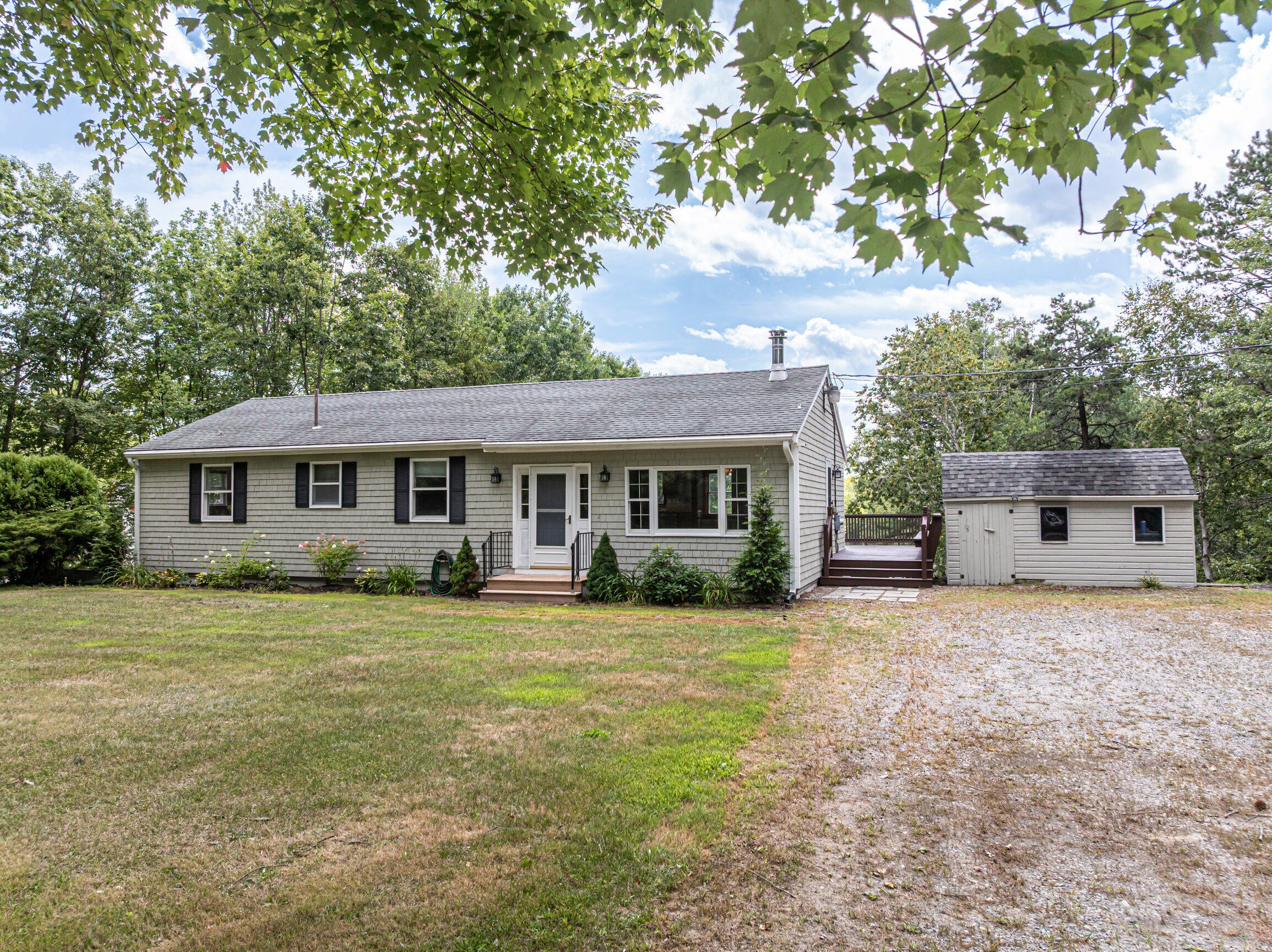 85 Running Hill Road — photo
