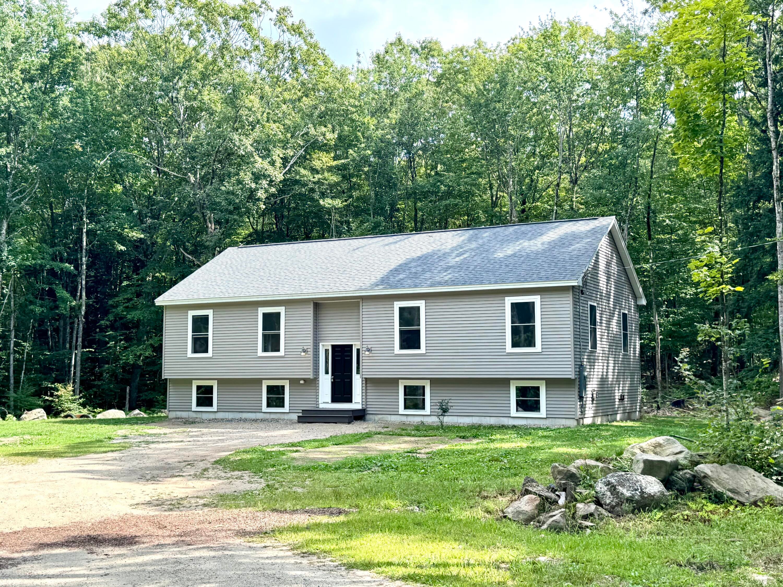 448 Maplecrest Road — photo