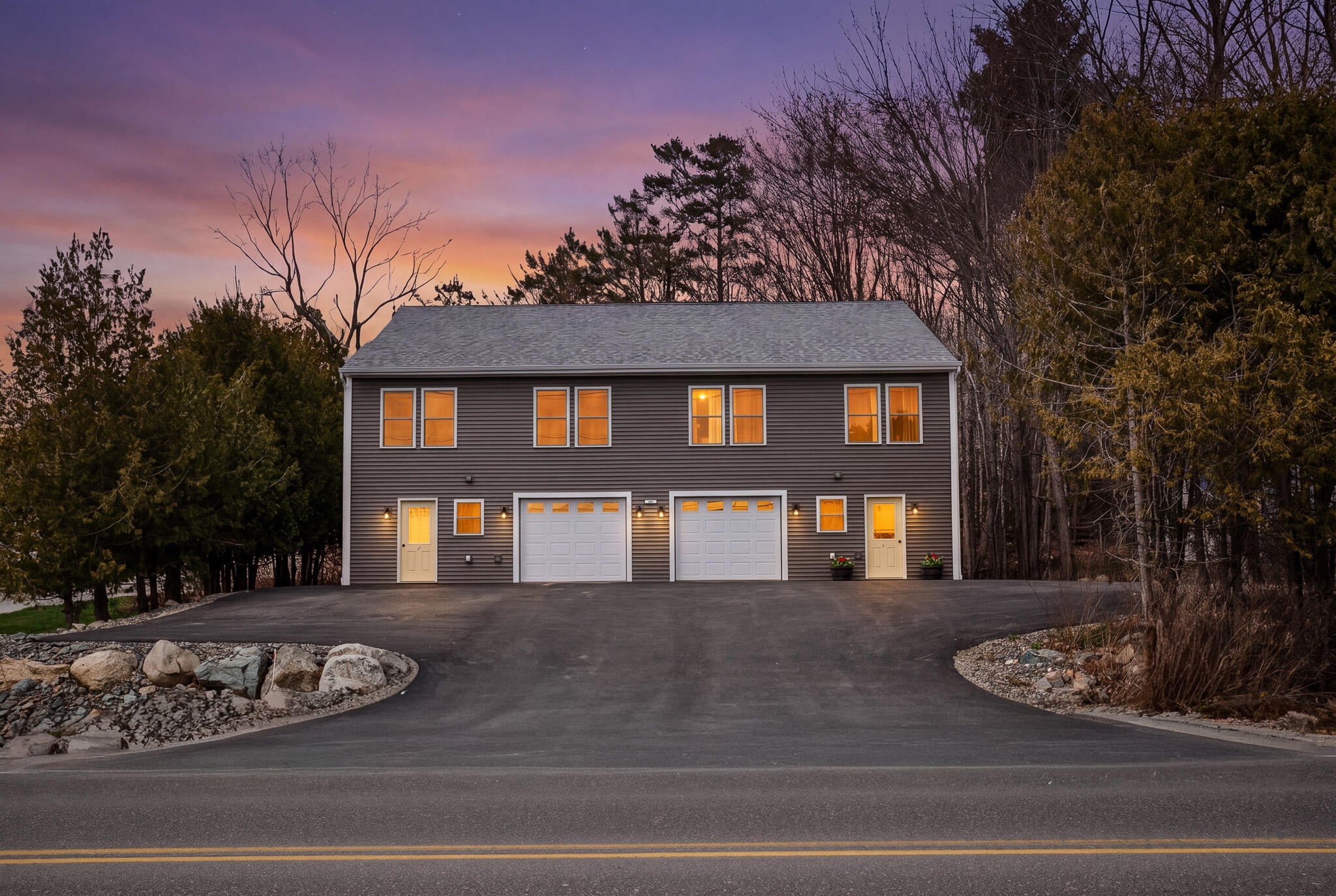 135 Surry Road 1 & 2 — photo