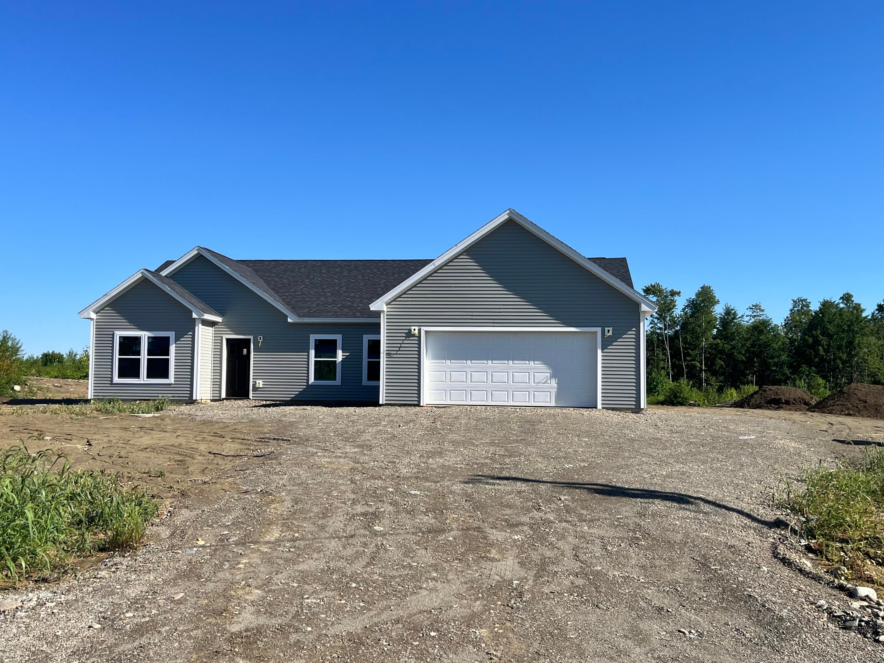 15 Blue Sky Drive — photo