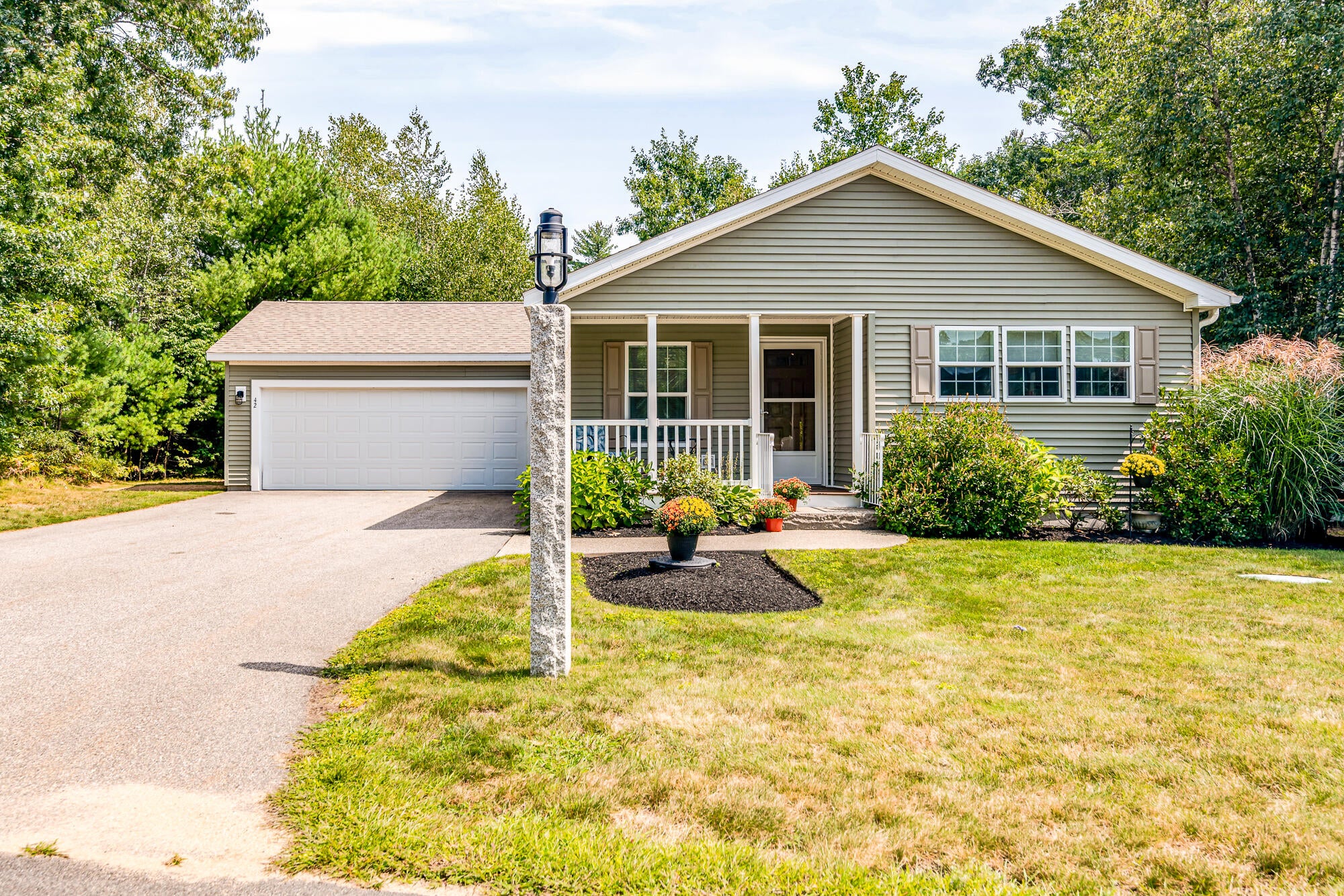 42 Country Way — photo