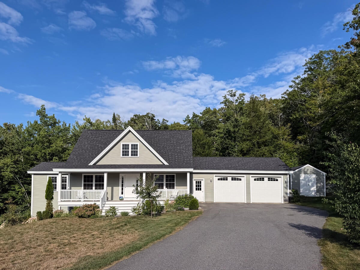 14 Abenaki Drive — photo