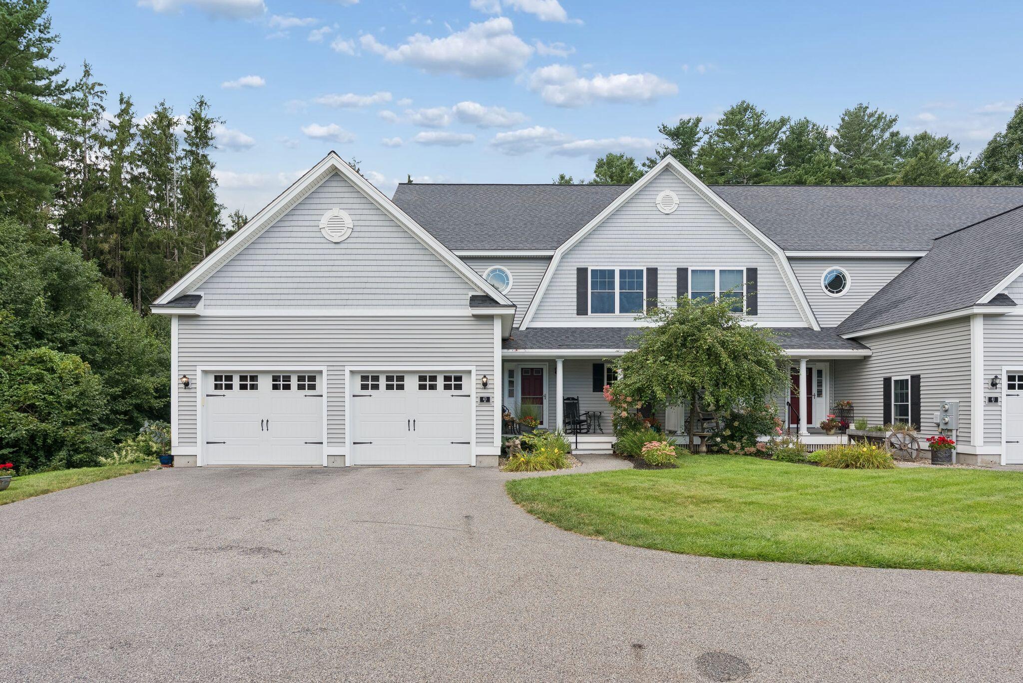 43 Chamberlain Way 43 — photo