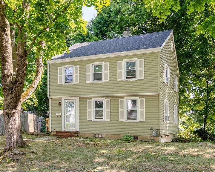 12 Ridgeland Avenue — photo