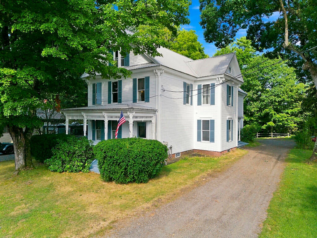 52 Kinderhook Street — photo