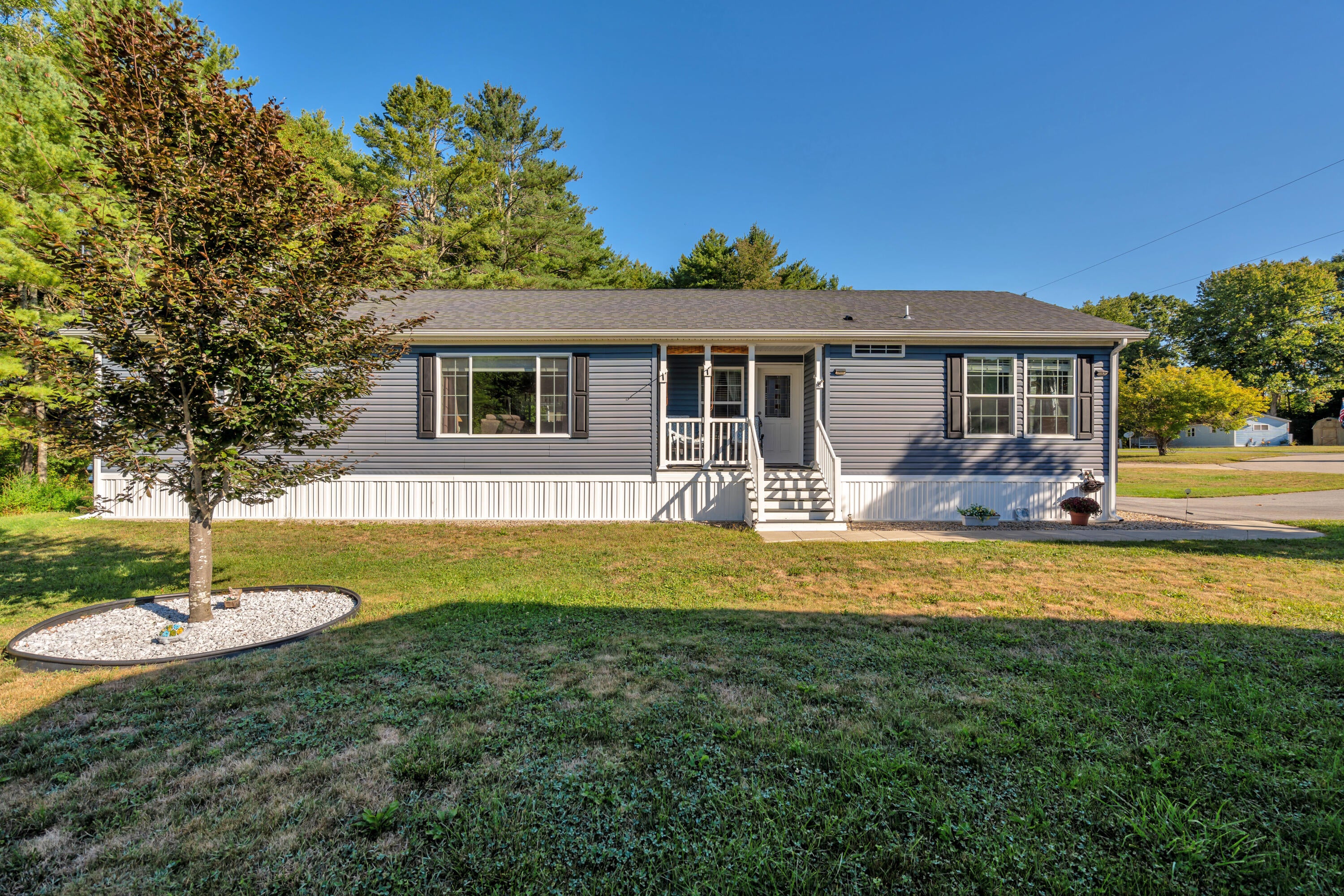 35 Sandalwood Circle — photo