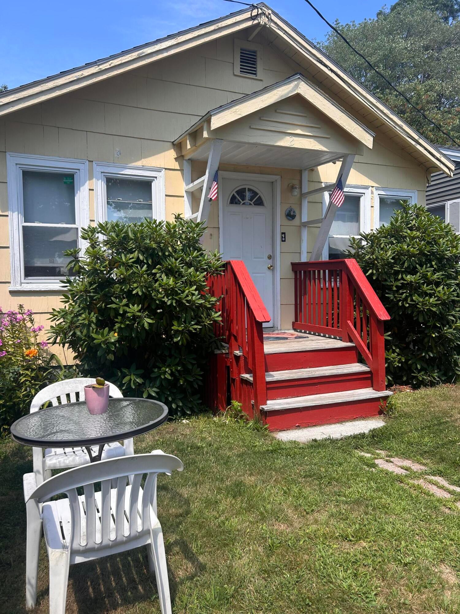 2 Fairhaven Avenue — photo