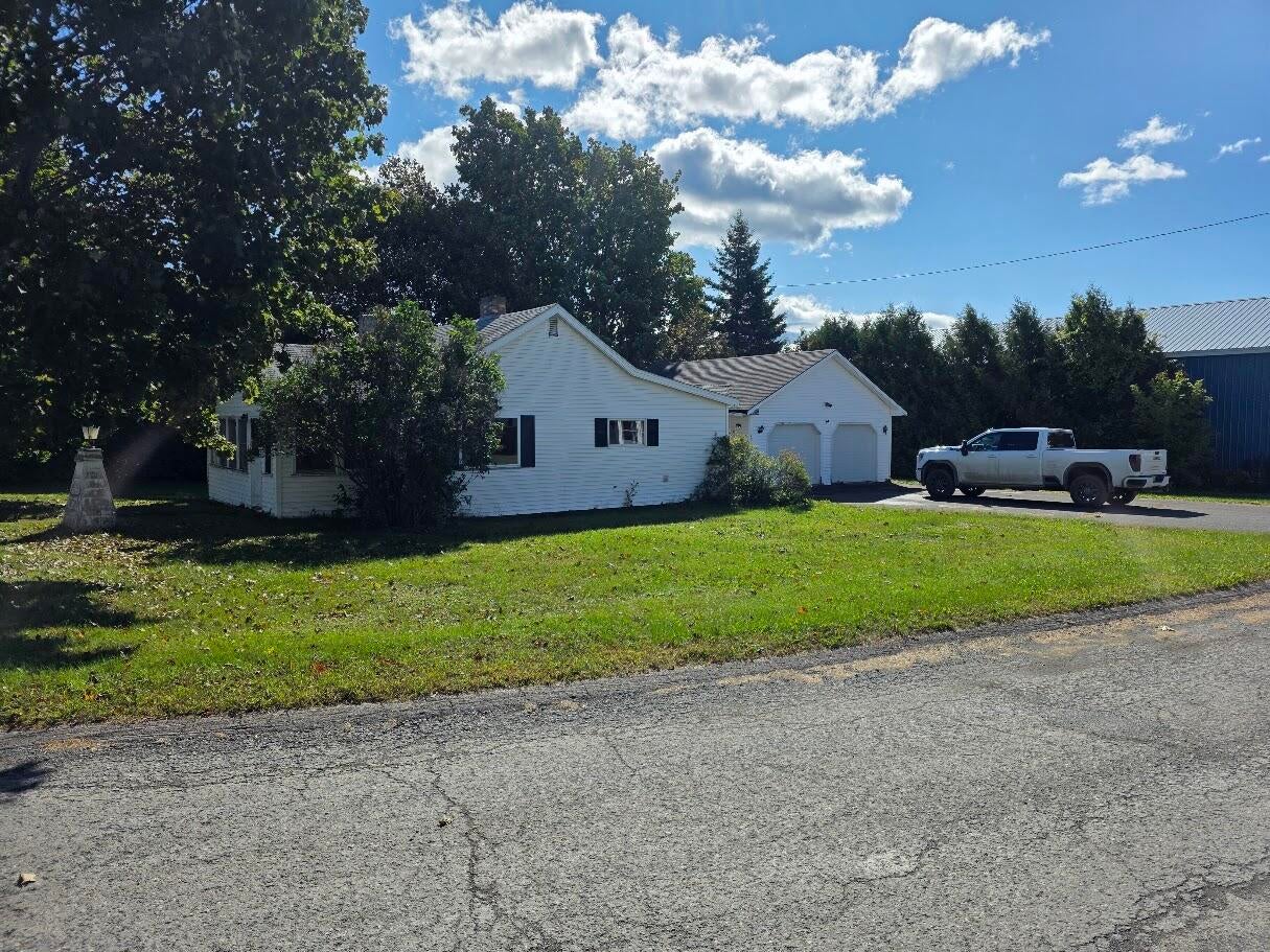 15 Rogers Lane — photo