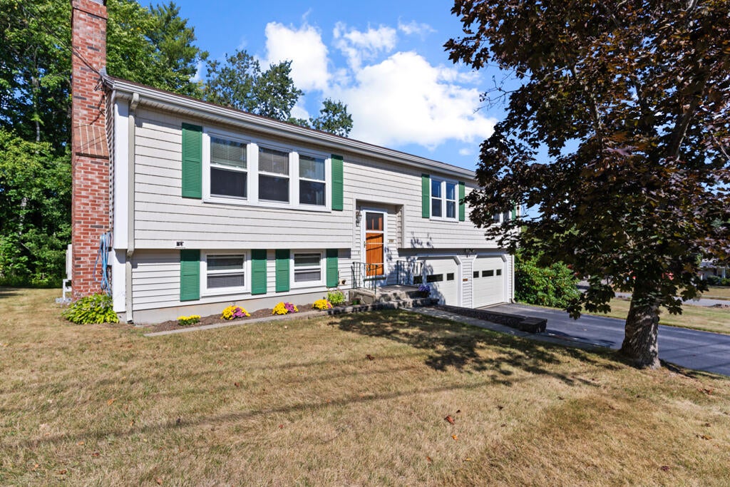 106 Caron Street — photo