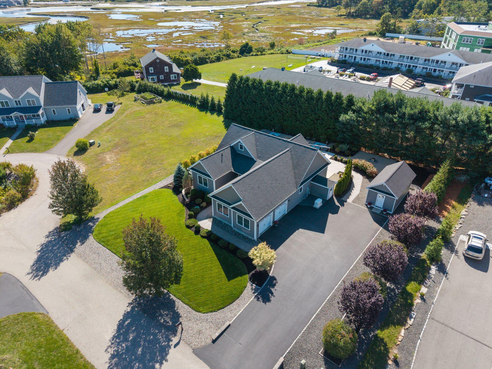 18 Mariner Overlook — photo