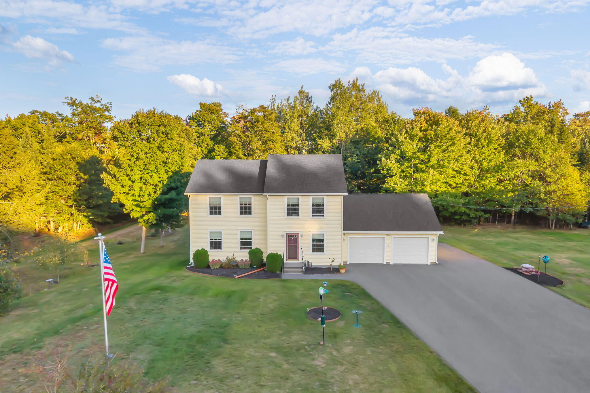 53 Hardwood Drive — photo