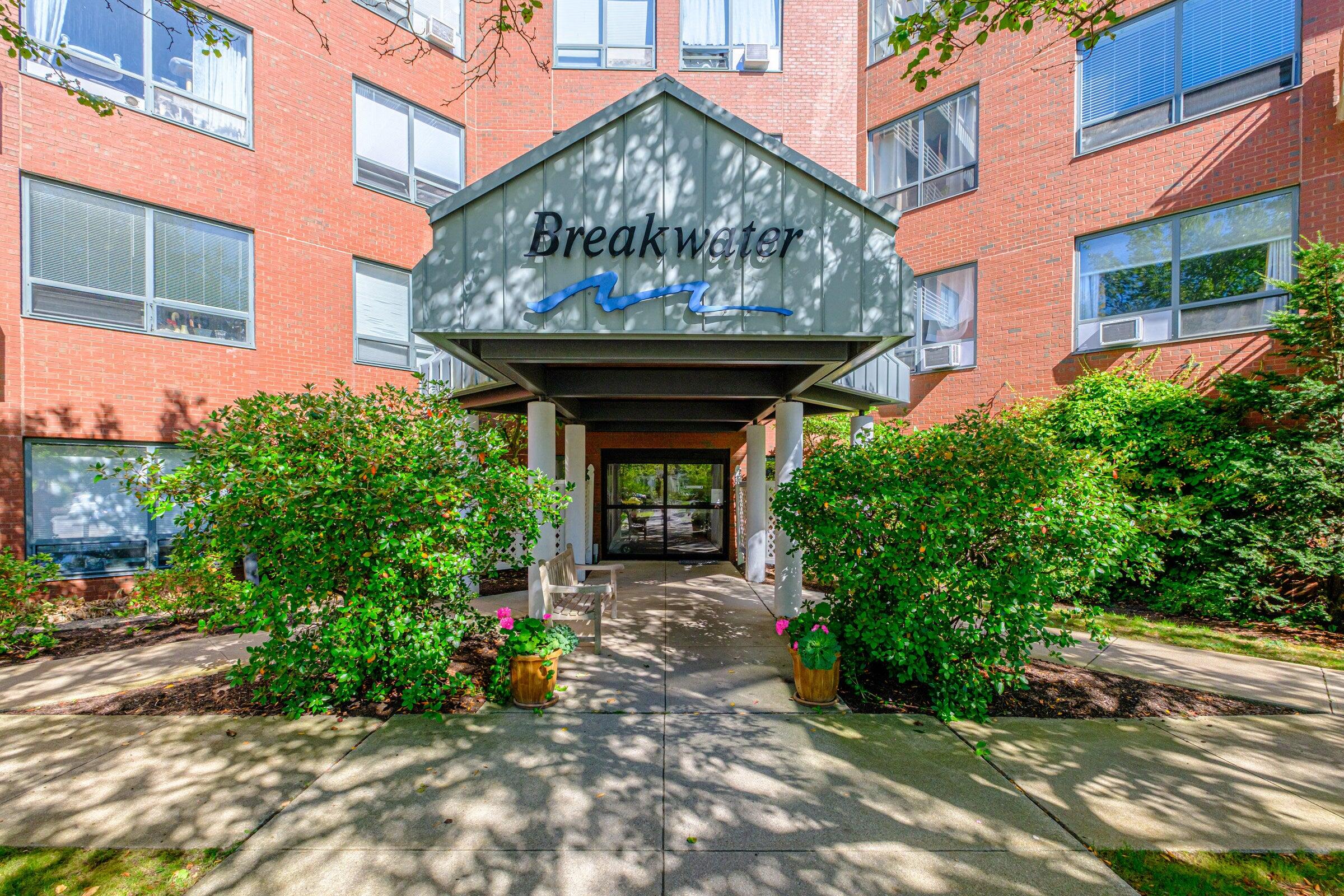 148 Breakwater Drive 311 — photo