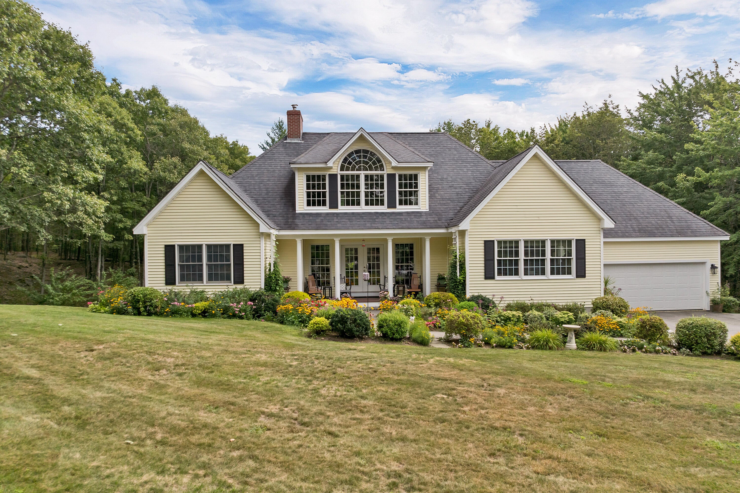 402 Governors Road — photo