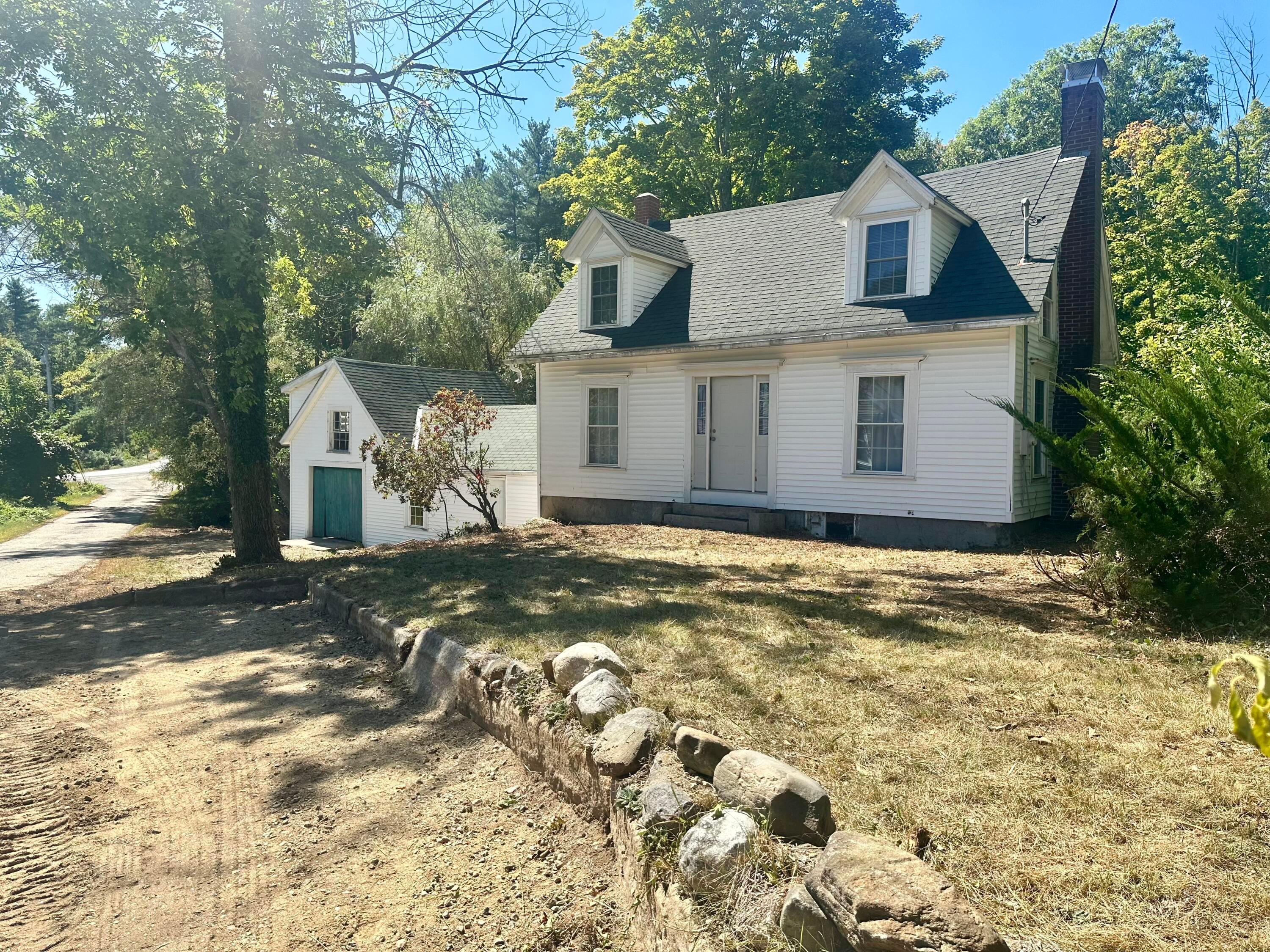 10 Hendrickson Drive — photo