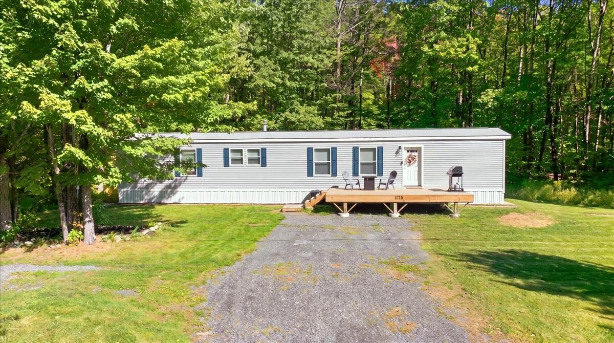 1175 Weld Road — photo
