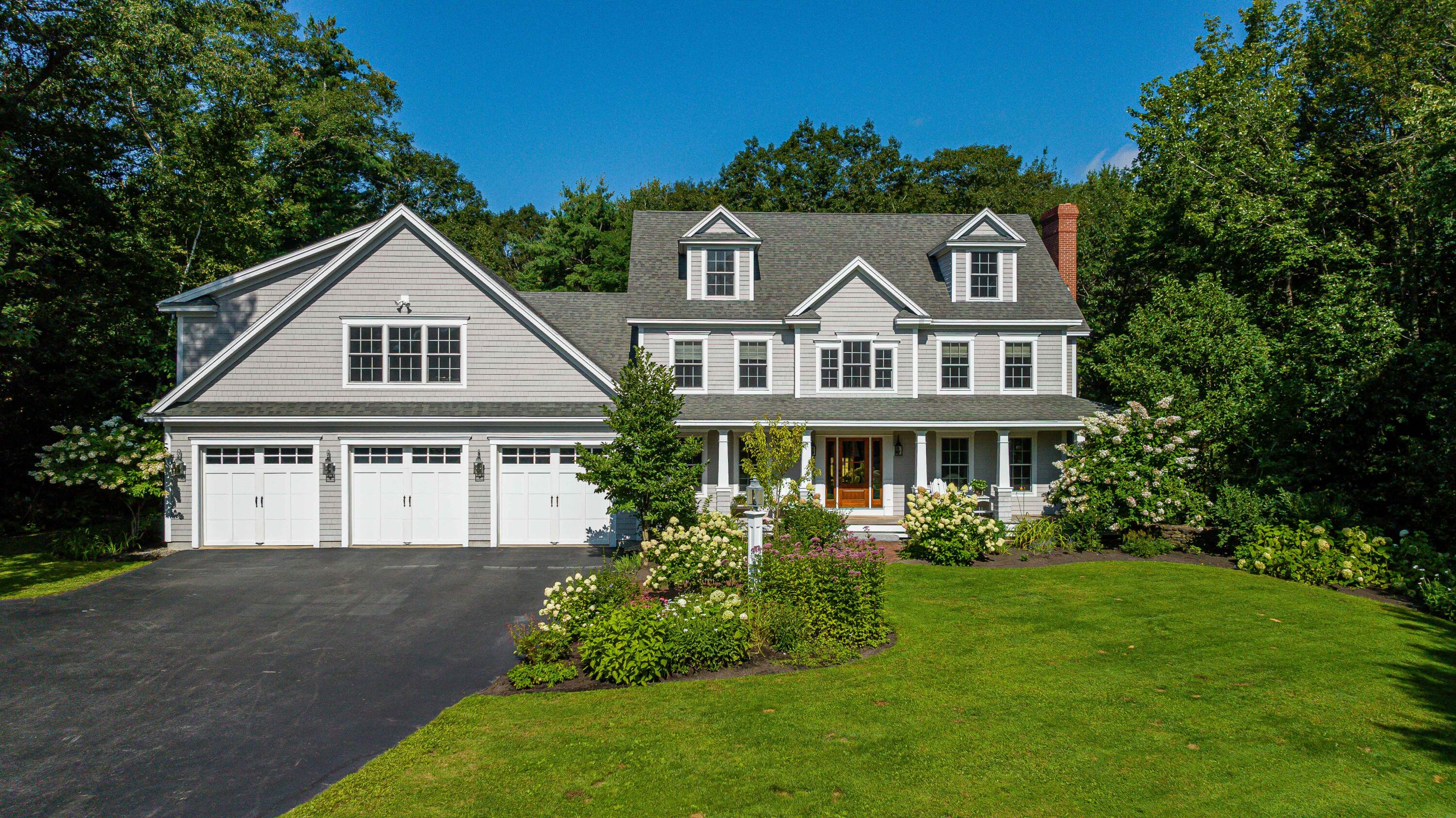 133 Hawthorne Lane — photo