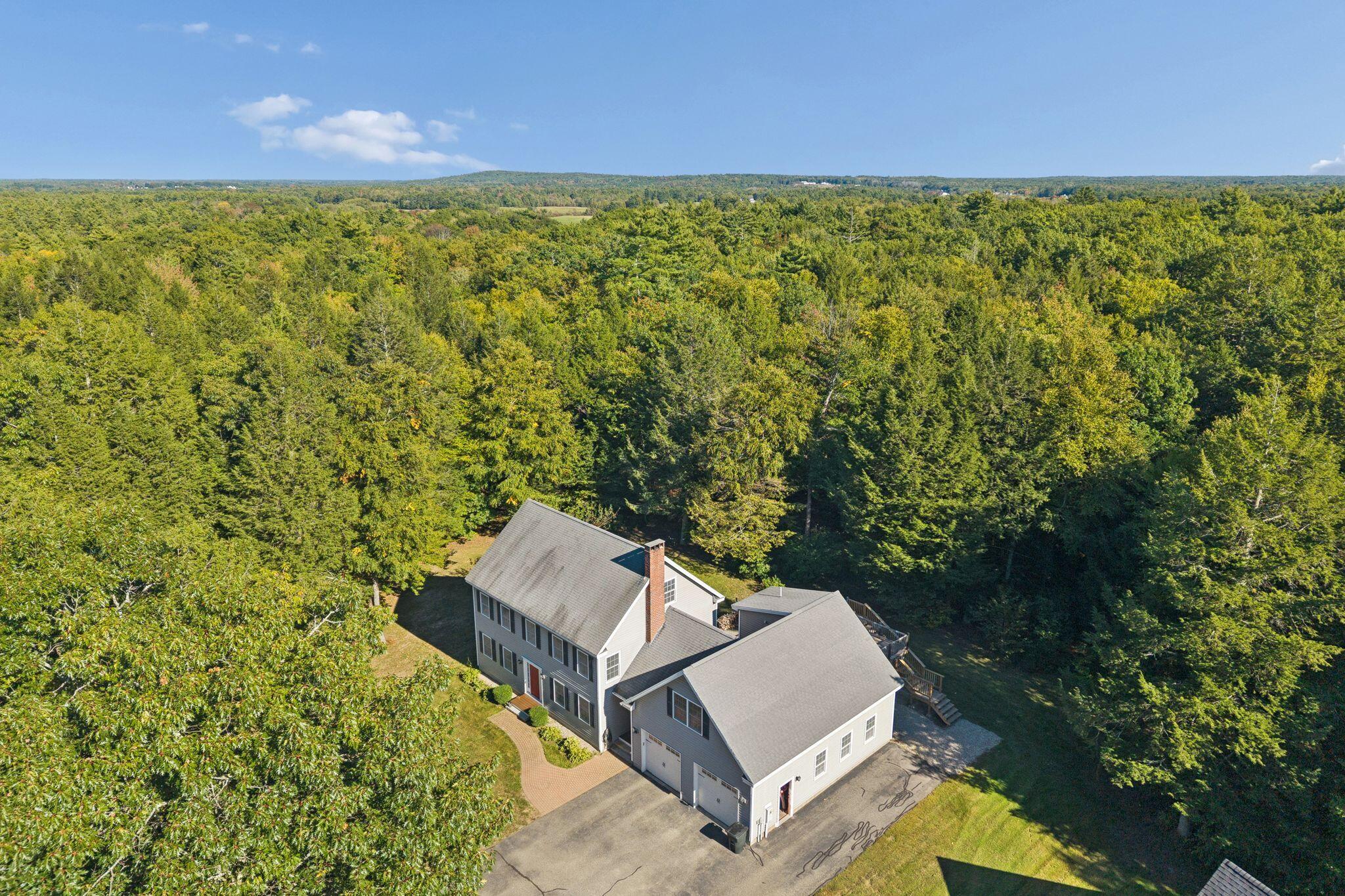 77 Mckenzie Way — photo
