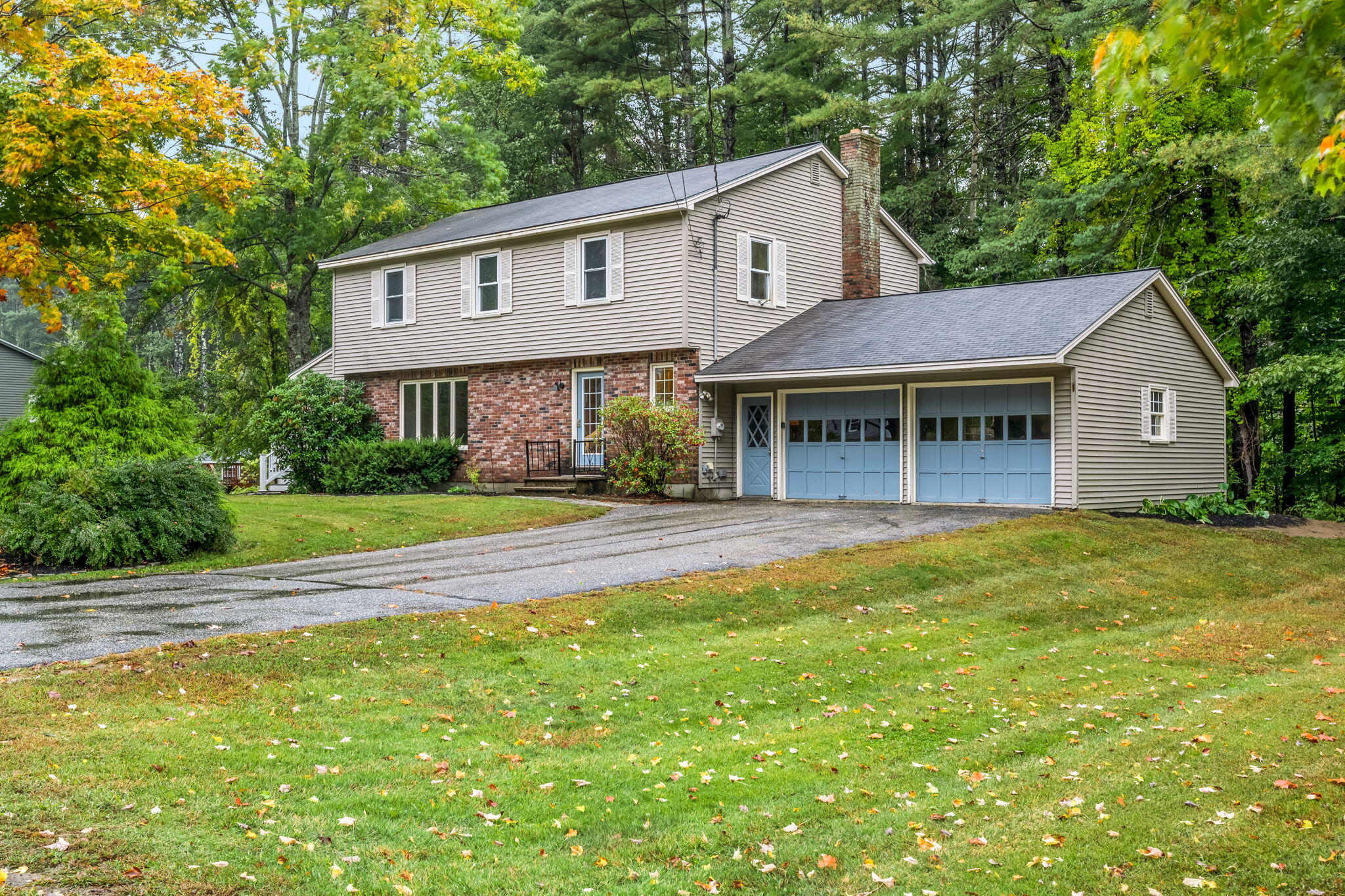 129 Sunderland Drive — photo