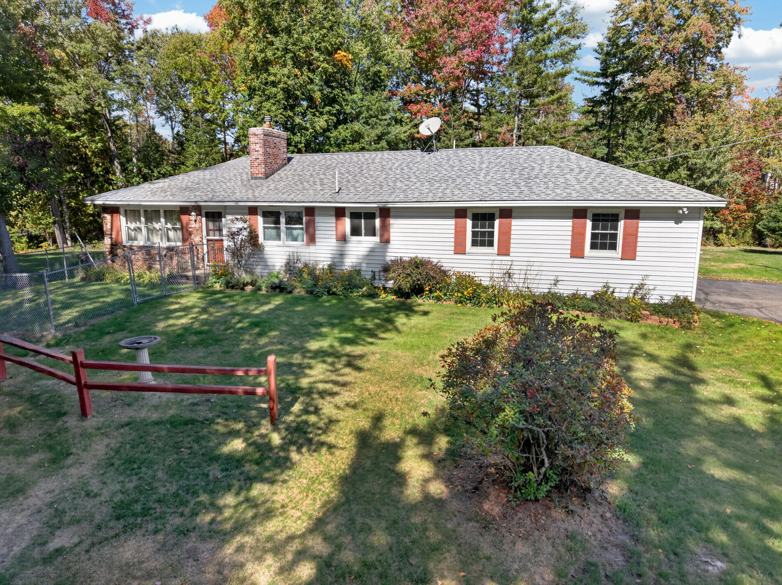 610 Eastern Avenue, Brewer, ME 04412 — photo 2