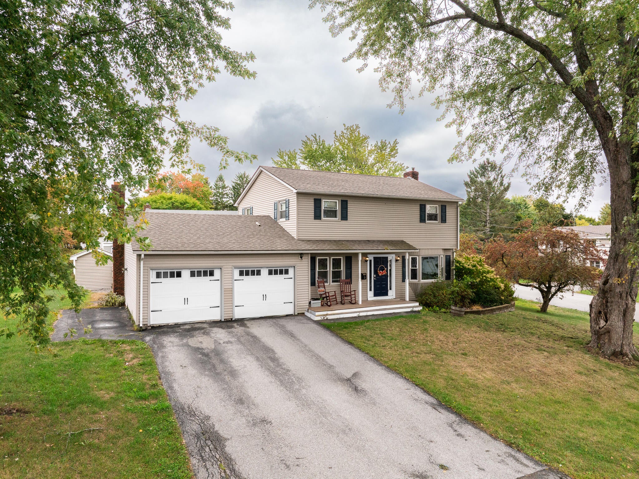 3 Clover Lane — photo