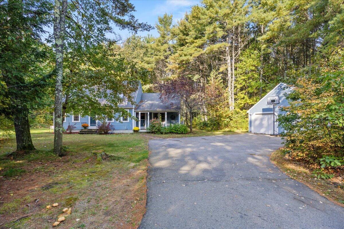 7 Portage Way — photo