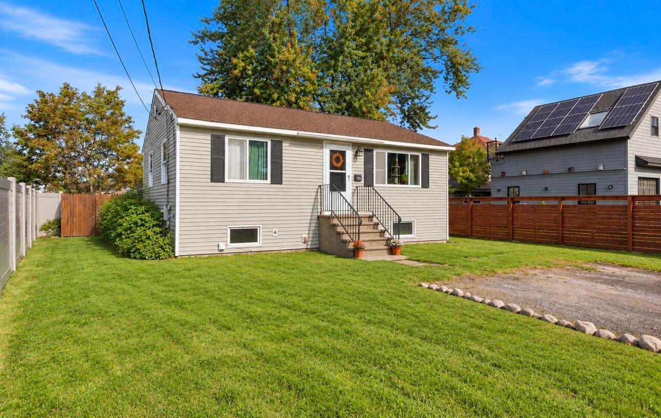 15 Chesley Avenue — photo