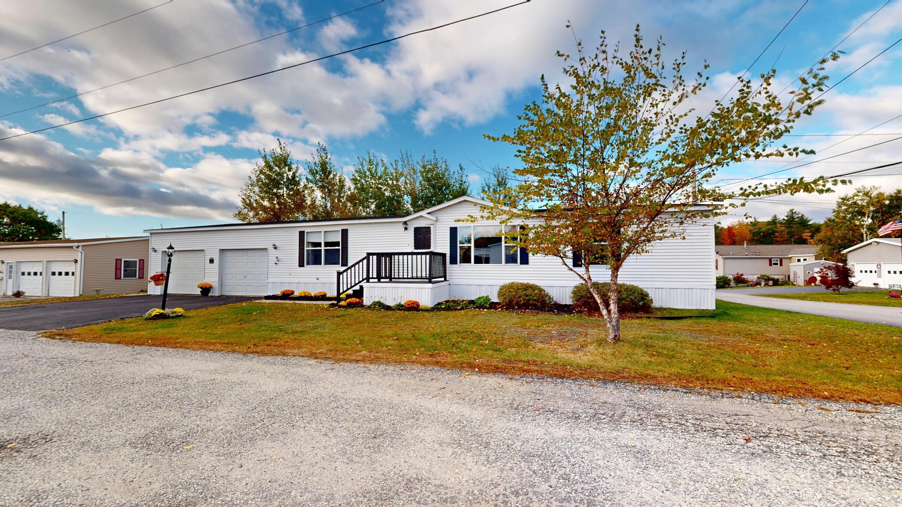 1 Palm Drive — photo