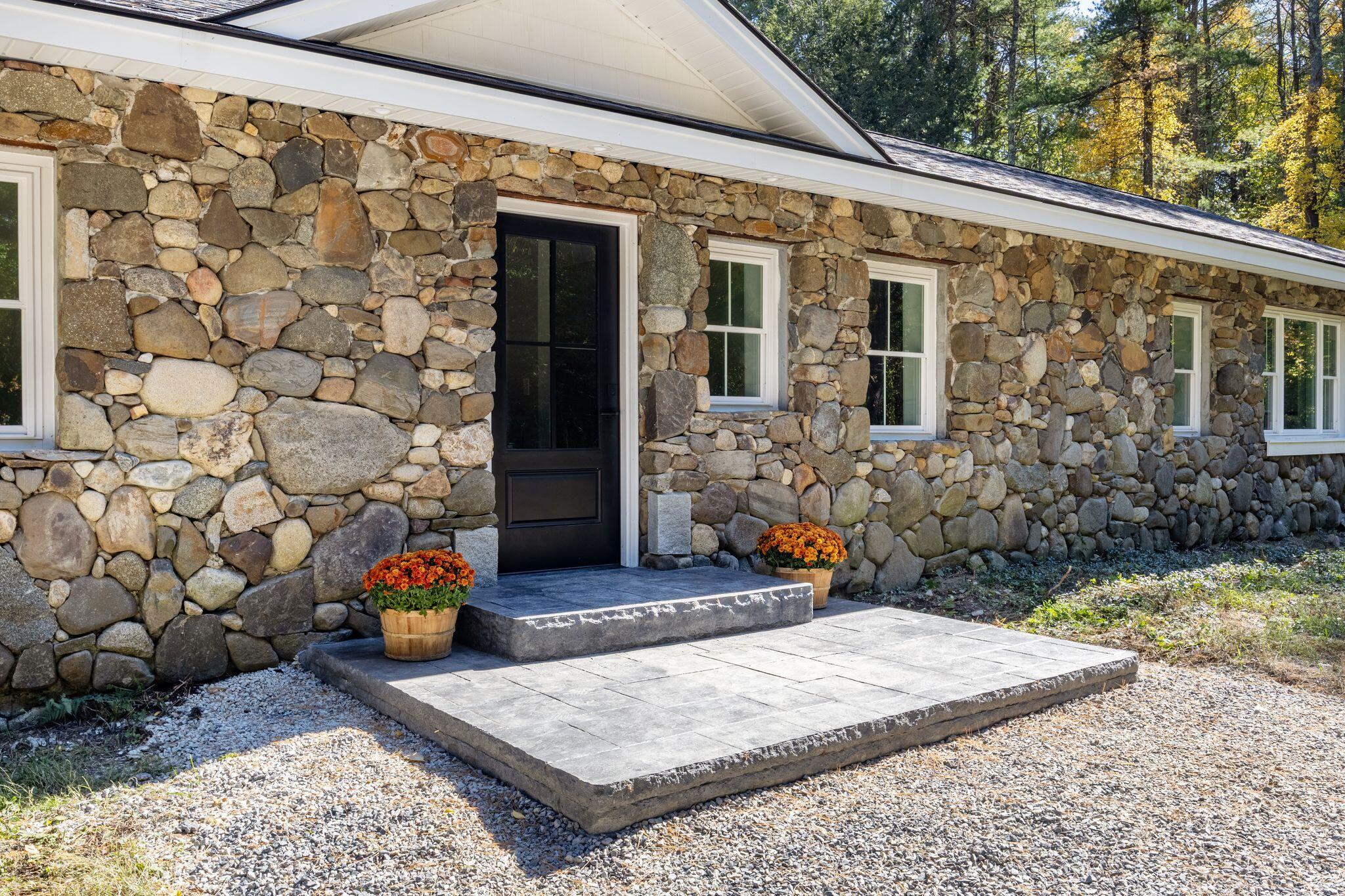 33 Log N Rock Road, Eliot, ME 03903 | Realty.com