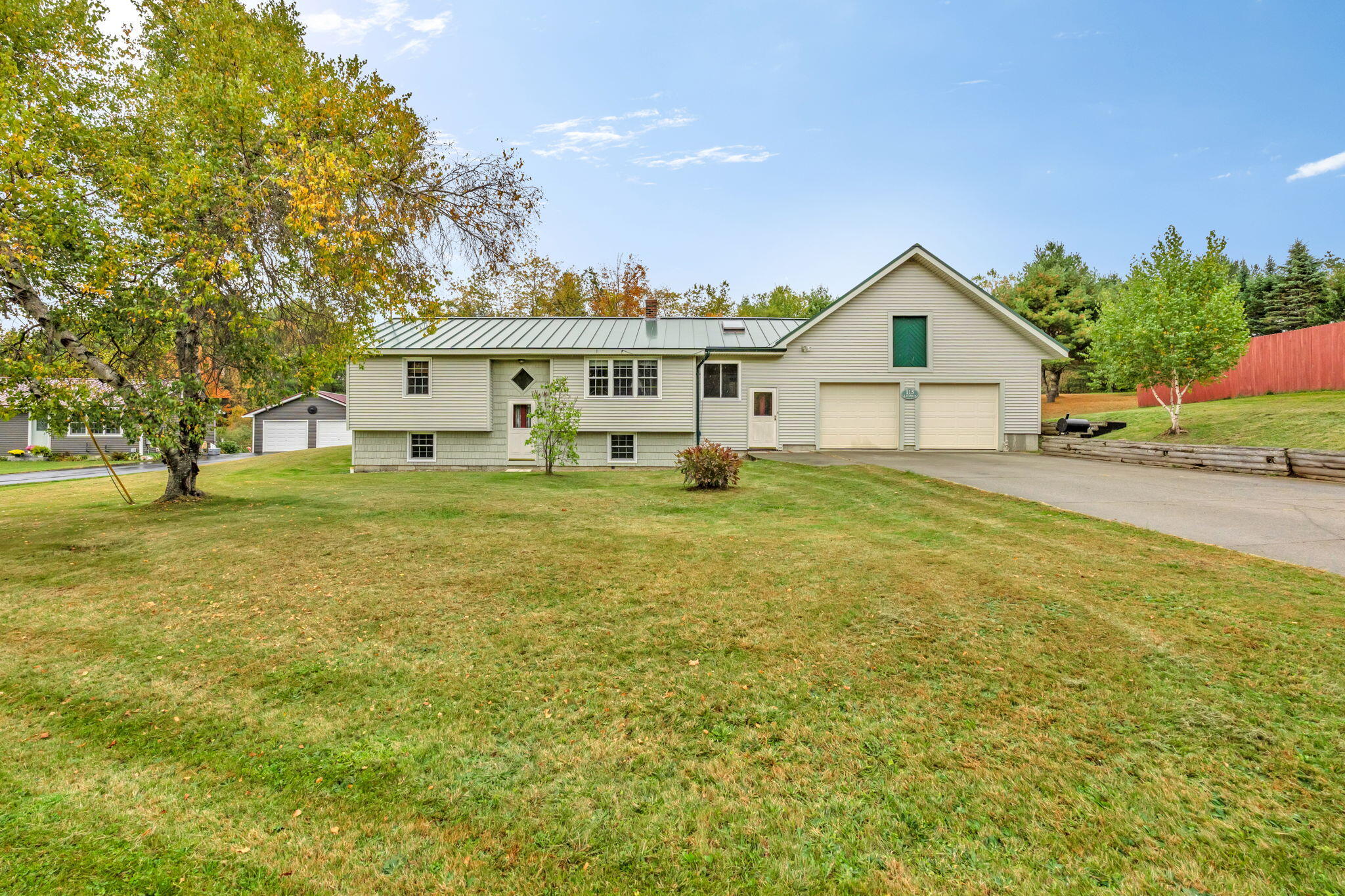 115 Meadow Lane — photo