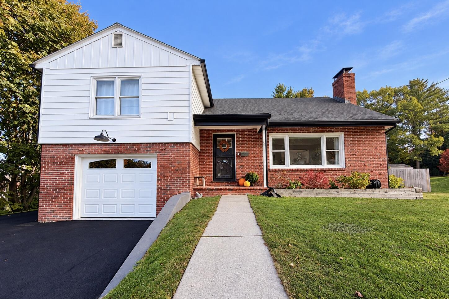 75 Crestview Drive — photo
