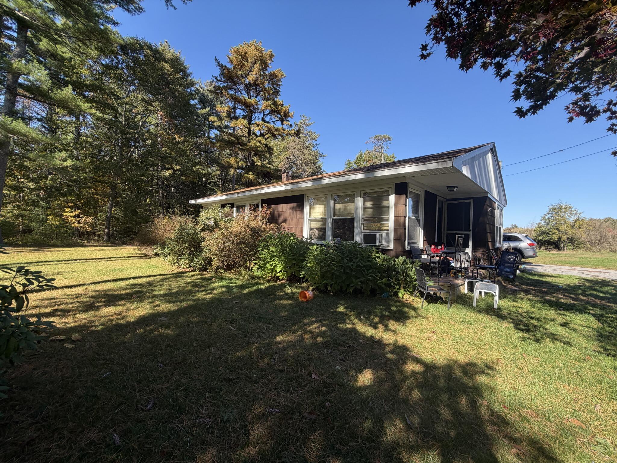 239 Broadturn Road — photo