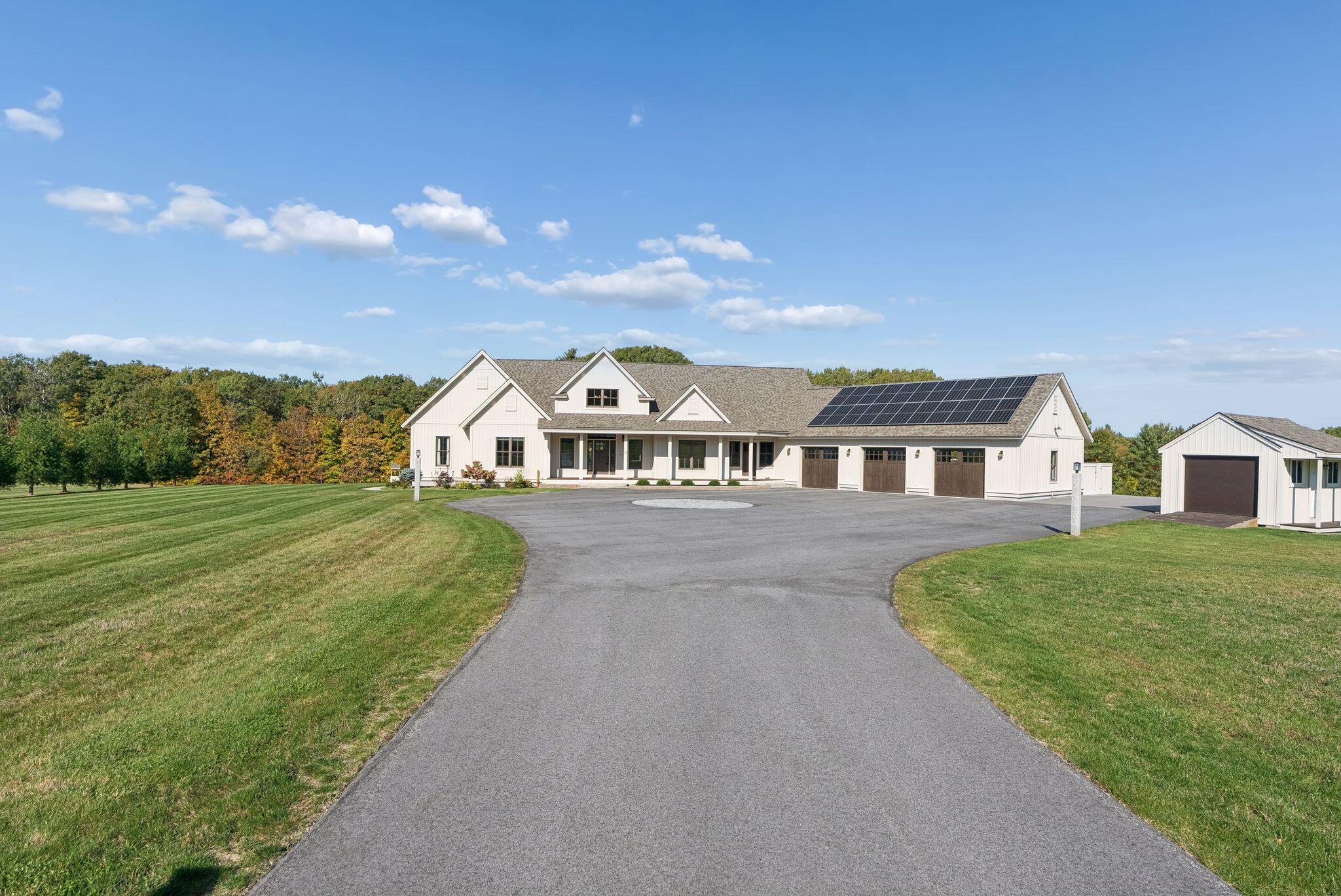 52 Green Acres Drive — photo