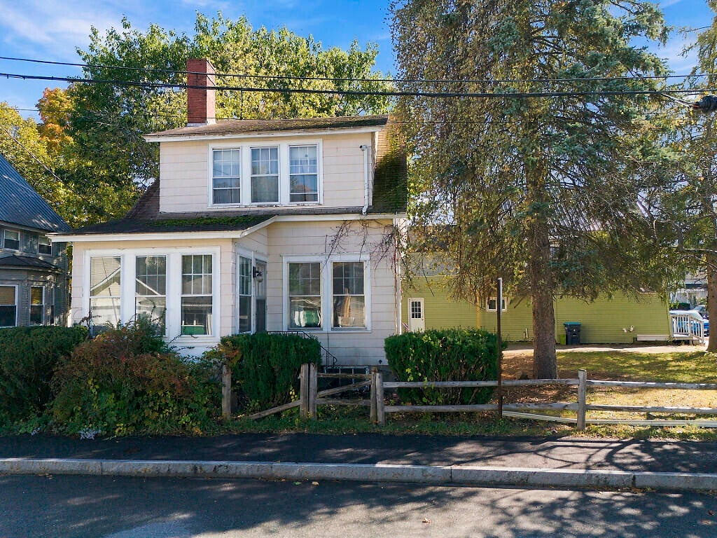 11 Reed Street — photo