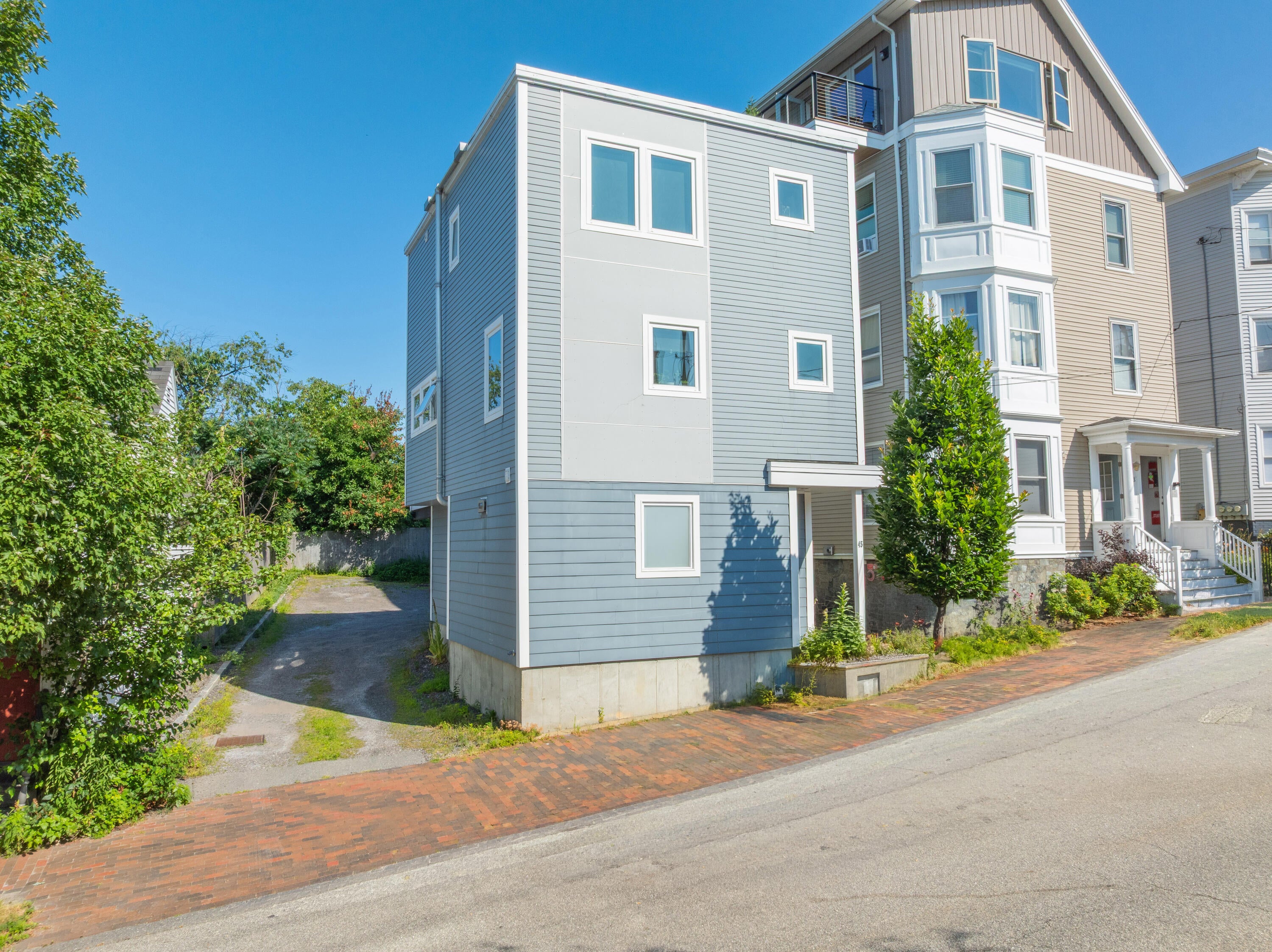 45 Cumberland Avenue 5 — photo