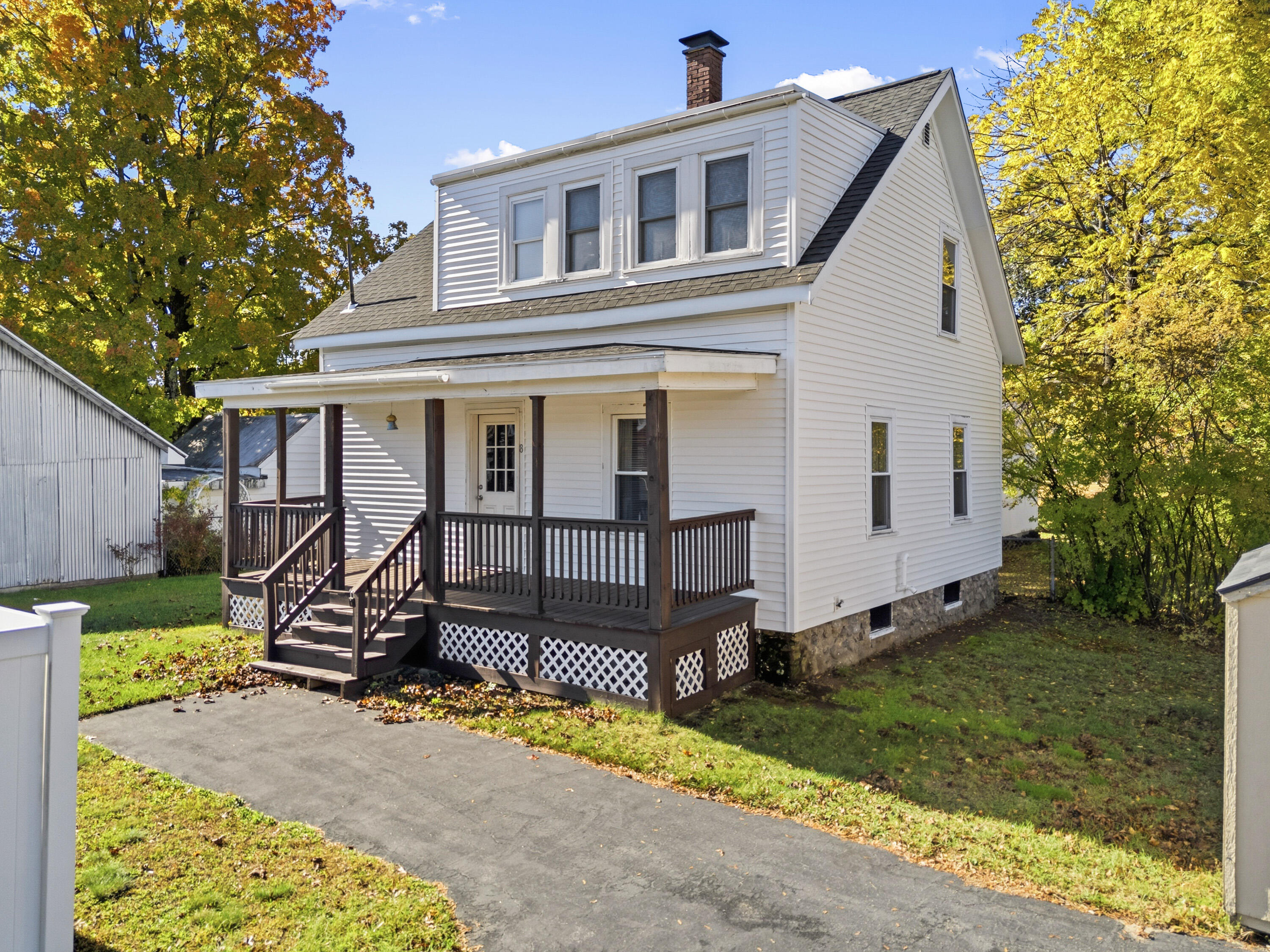 8 Pearl Street — photo