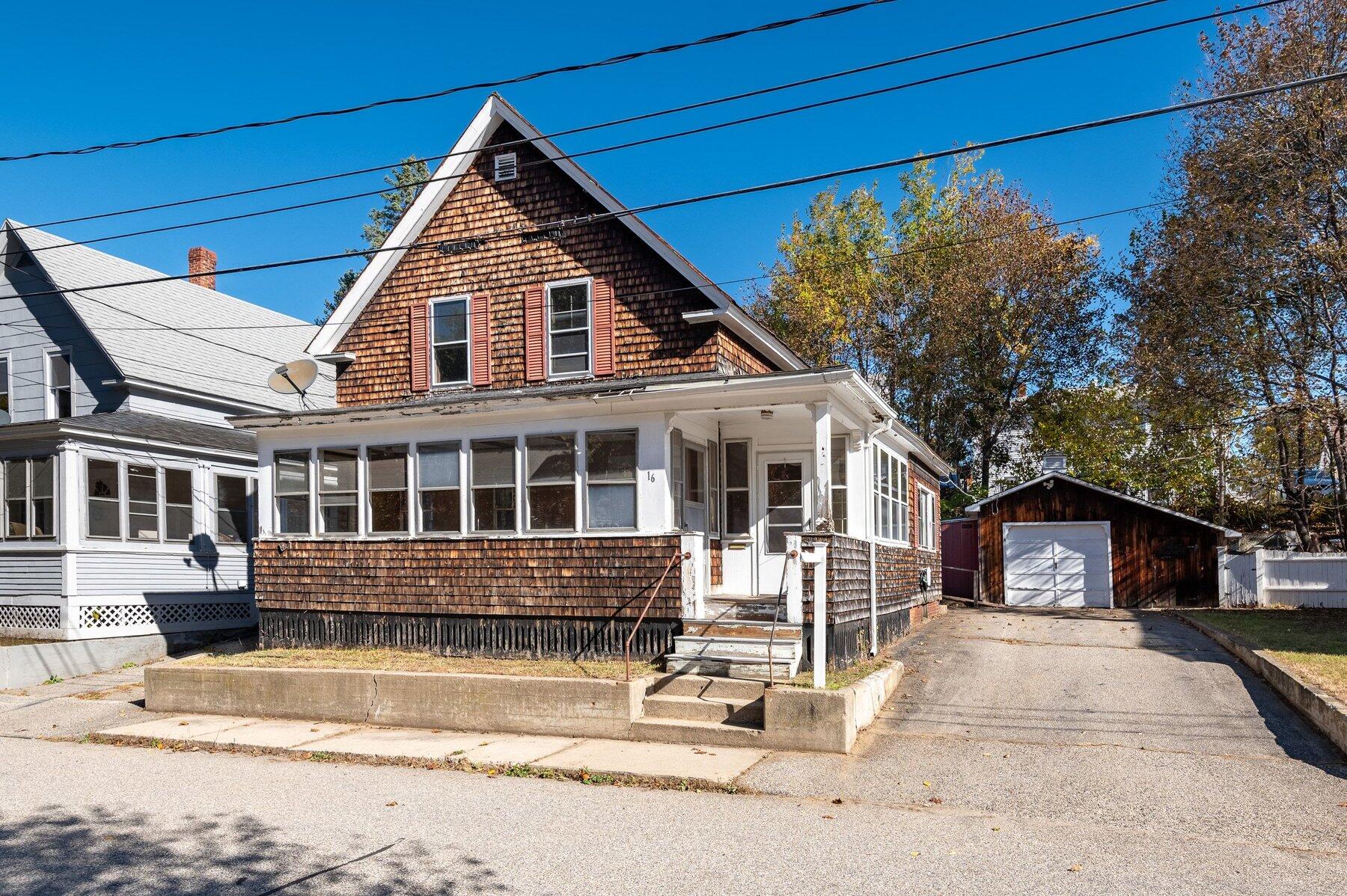 16 Davis Avenue — photo