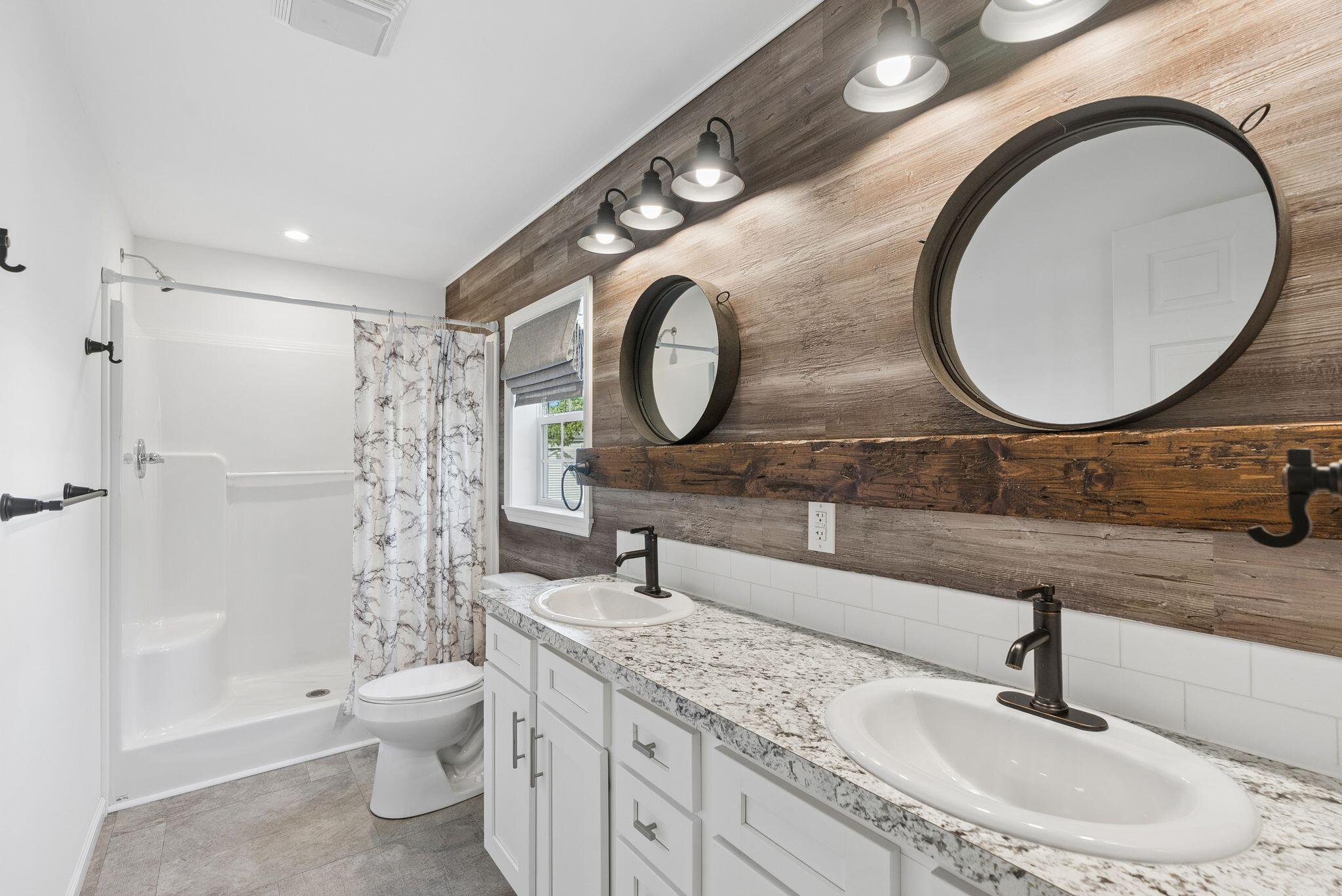 202 Emerald Drive — photo