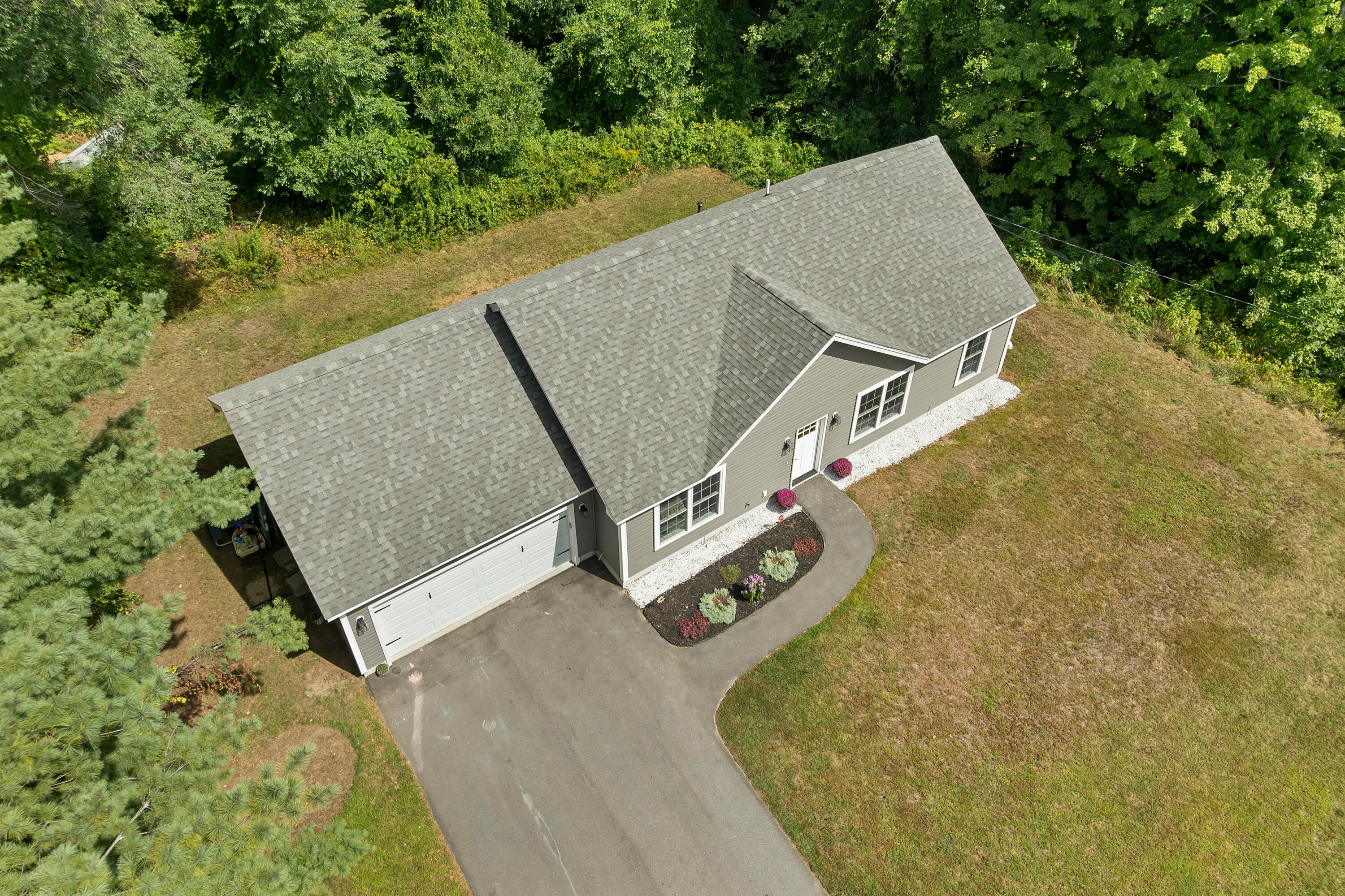 562 Pickering Road, Rochester, NH 03867 — photo 2