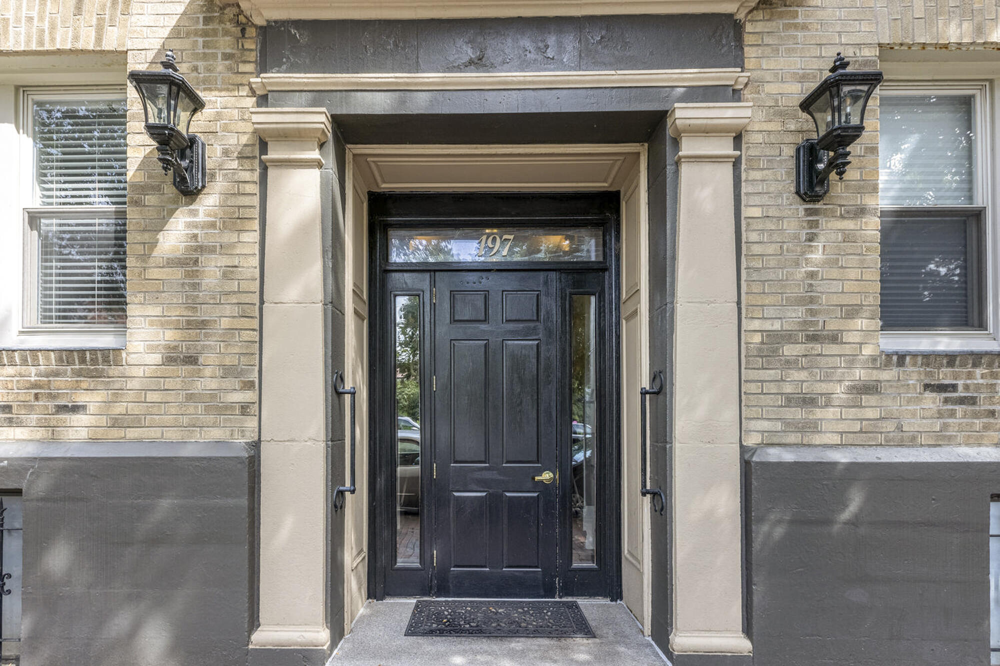 197 Pine Street Unit 15 — photo