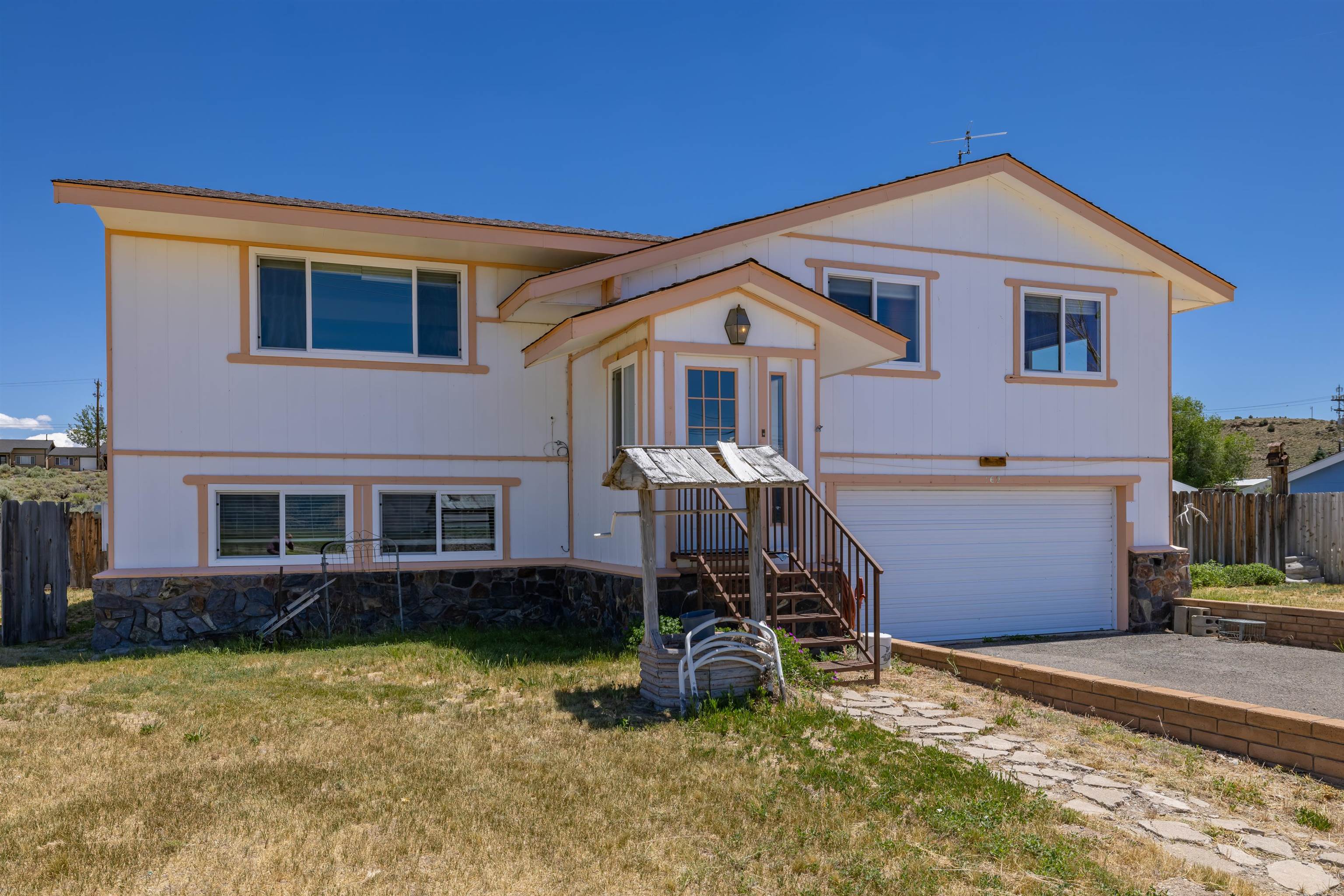162 Sierra View Dr — photo