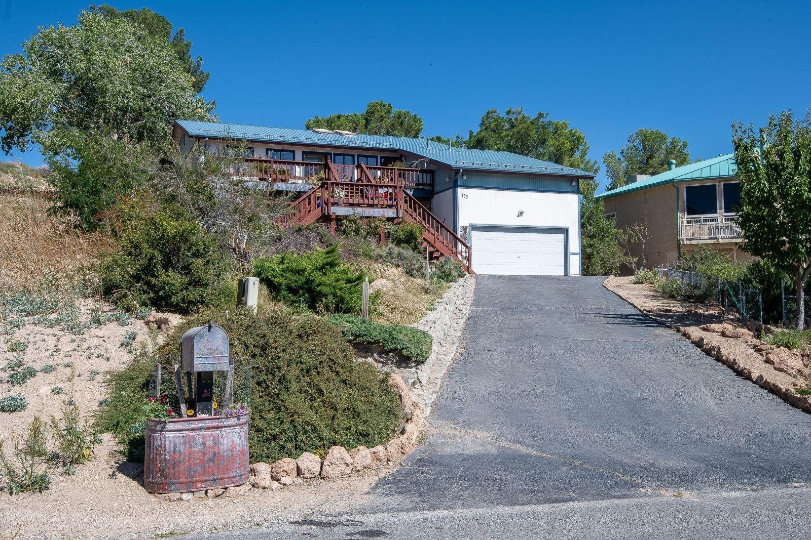 133 Summit Road, Bishop, CA 93514 — photo 2