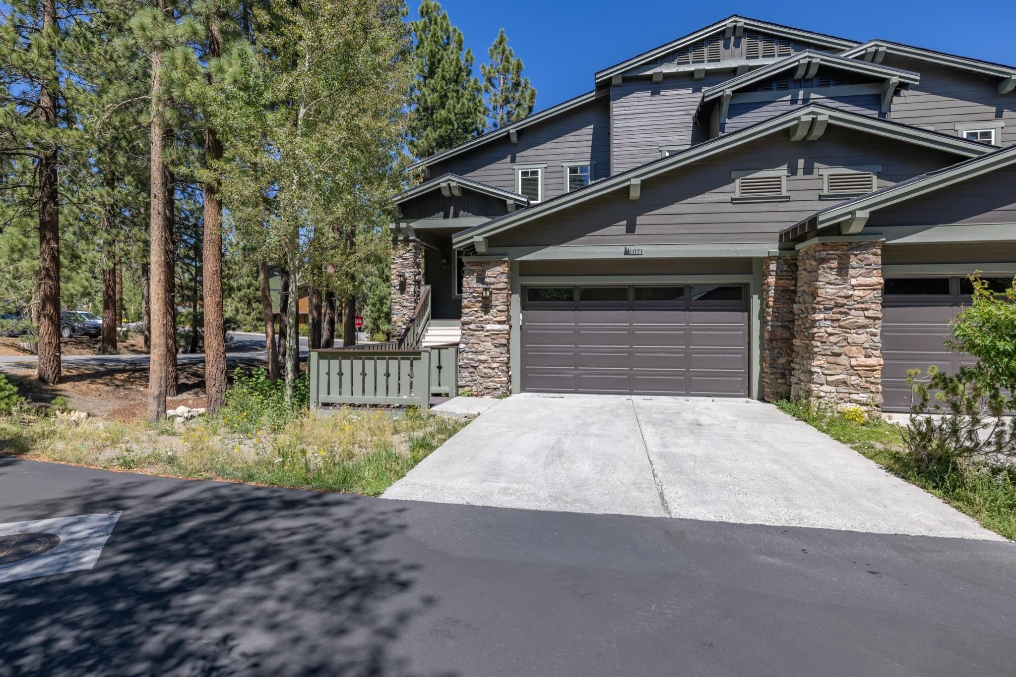 1071 Timbers Court 1071 — photo