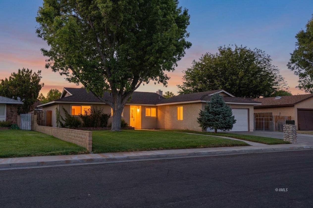 1548 Rocking W Drive, Bishop, CA 93514 — photo 2