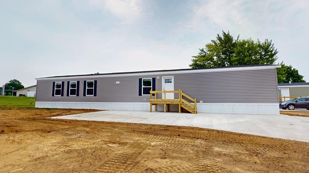 410 E. Walton Street — photo