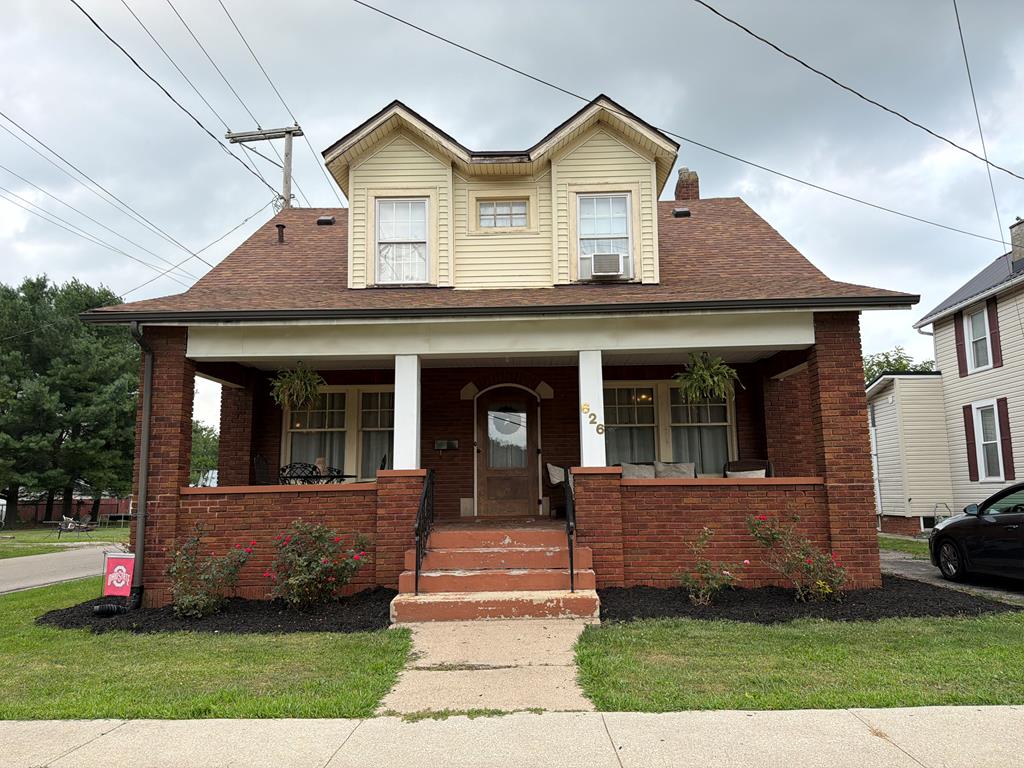 626 W Mary St — photo