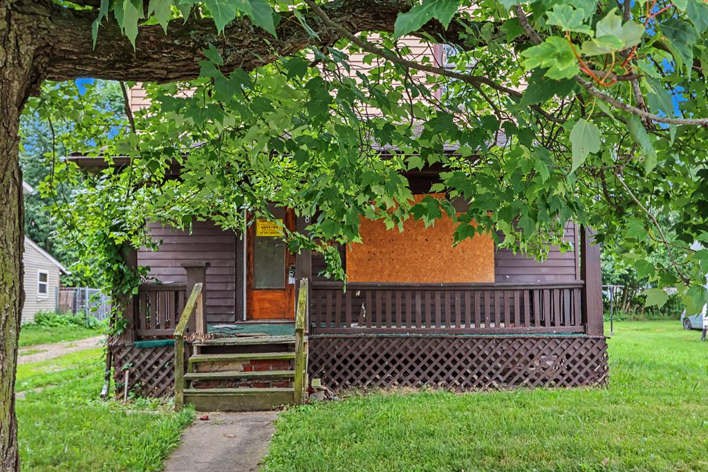 348 Grace Street — photo