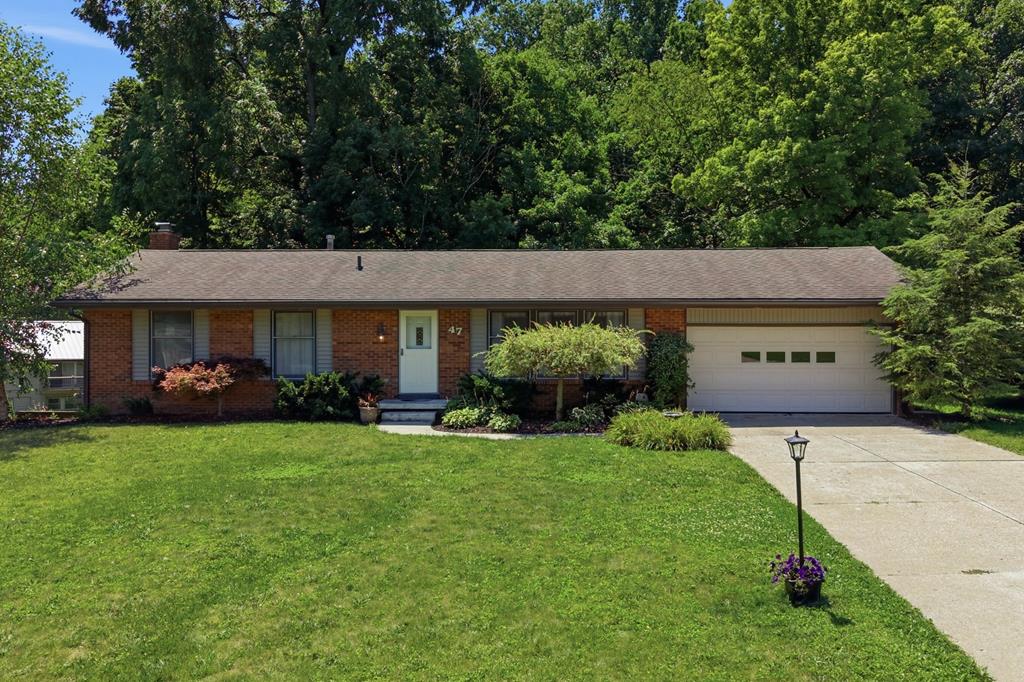 47 Norfolk Dr — photo